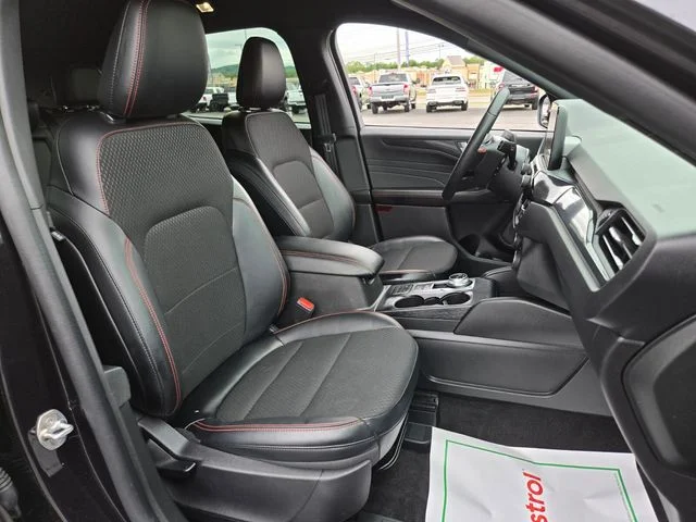 Used 2025 Black Ford ST-Line image 21
