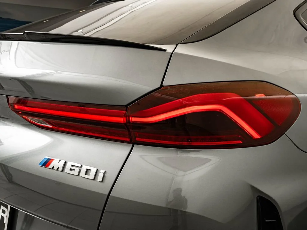 Used 2024 Skyscraper Gray Metallic BMW M60i image 9