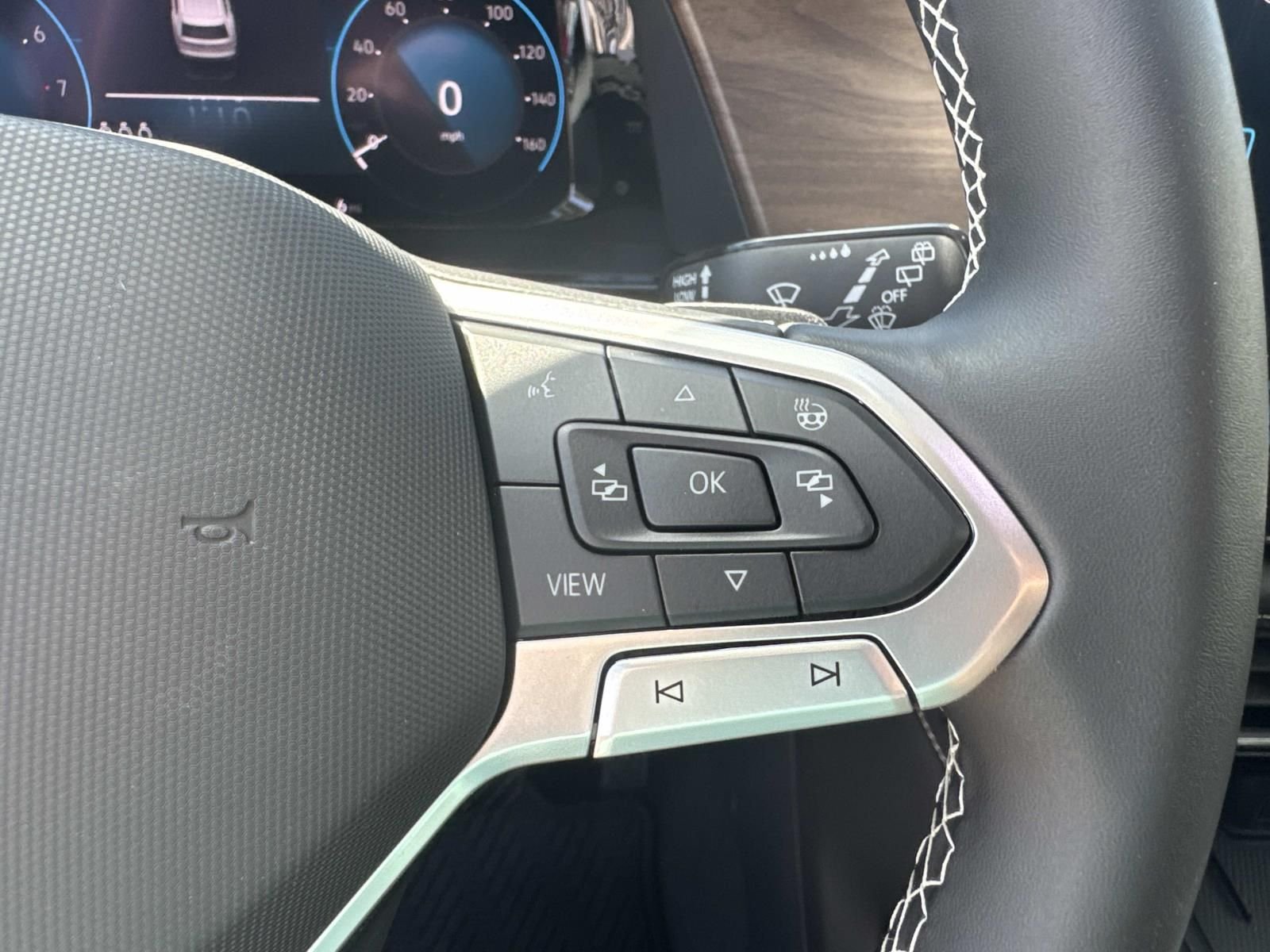 2026 Volkswagen Atlas SE w/Tech - Photo 17