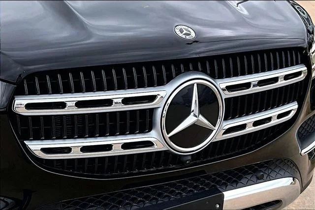 Used 2025 Black Mercedes-Benz GLE 350 image 30
