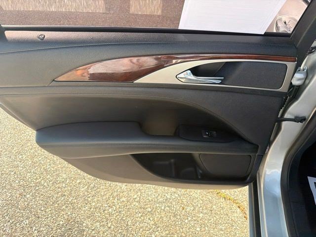 Used 2017 Ingot Silver Lincoln Reserve image 14