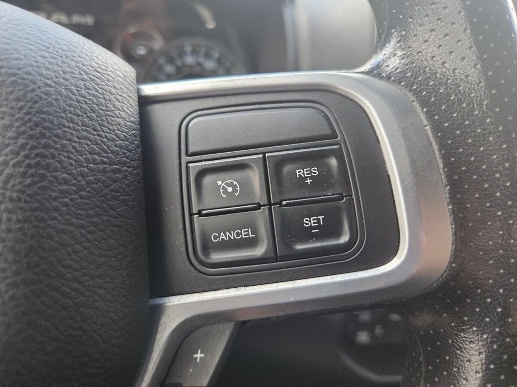 Used 2022 White Ram Big Horn image 14