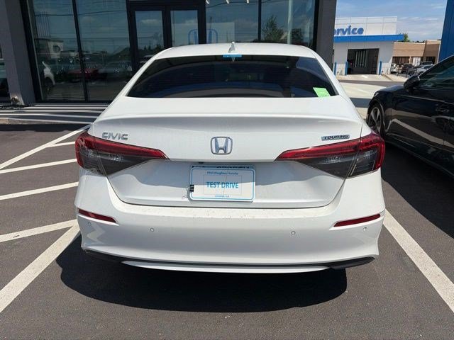 Used 2022 Platinum White Pearl Honda Touring image 5