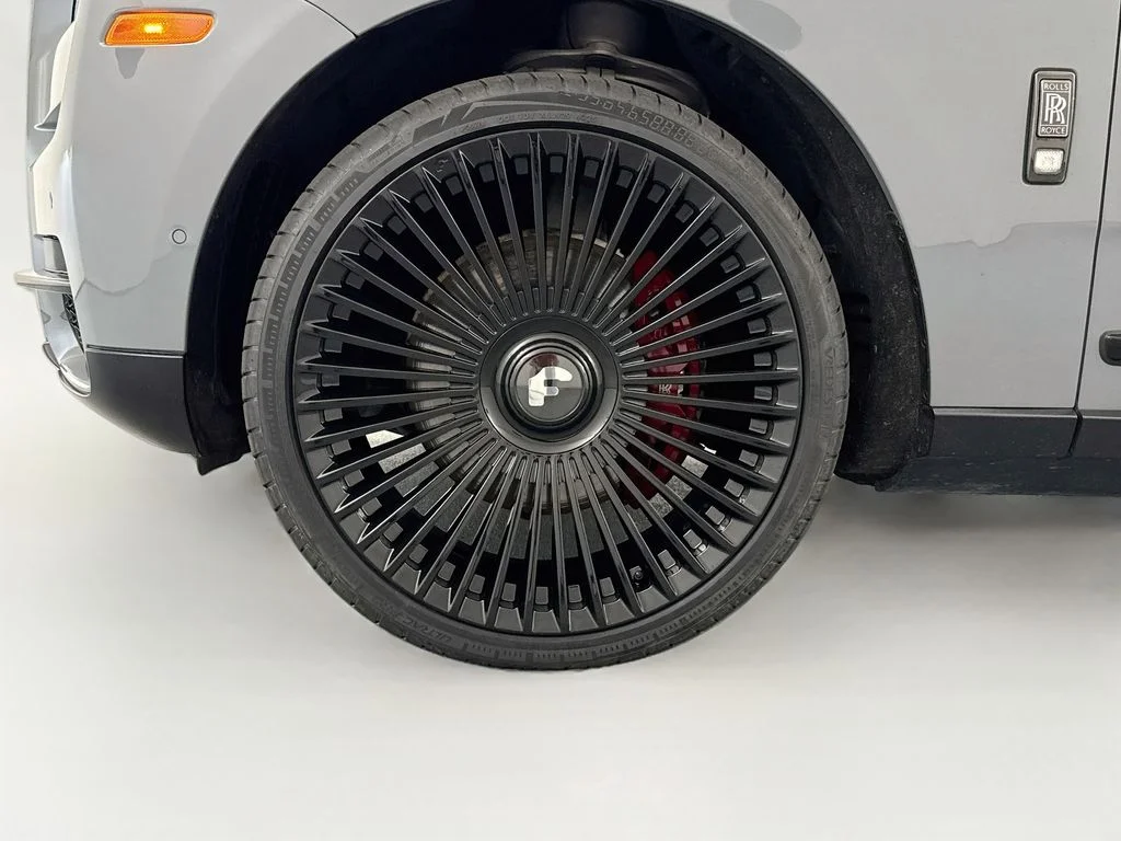 Used 2021 Stone Gray Rolls-Royce  image 34