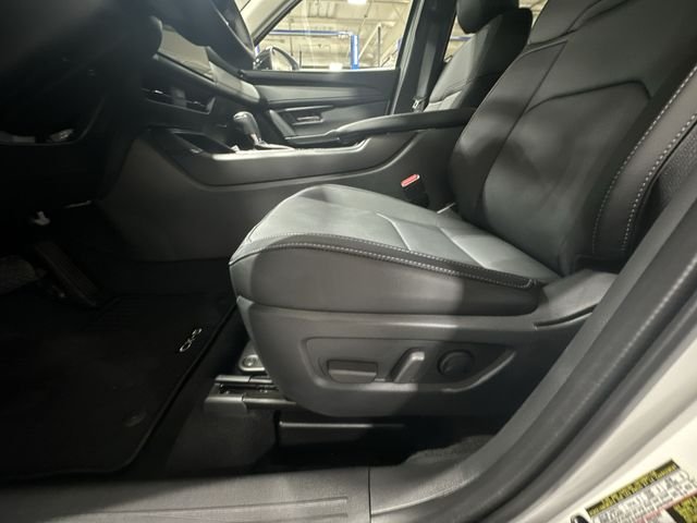 New 2026 Rhodium White Metallic Mazda 2.5 S Premium AWD image 18