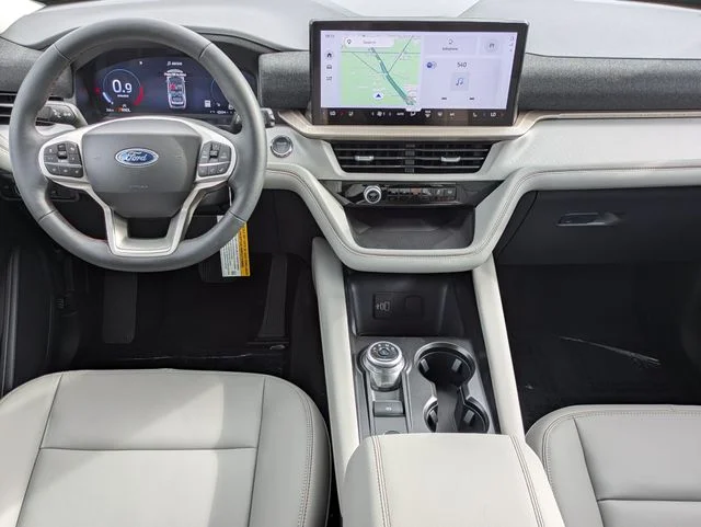 New 2026 Space White Metallic Ford Active image 15