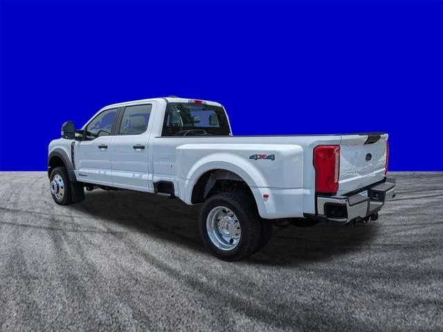 New 2026 Oxford White Ford F-450® XL image 6
