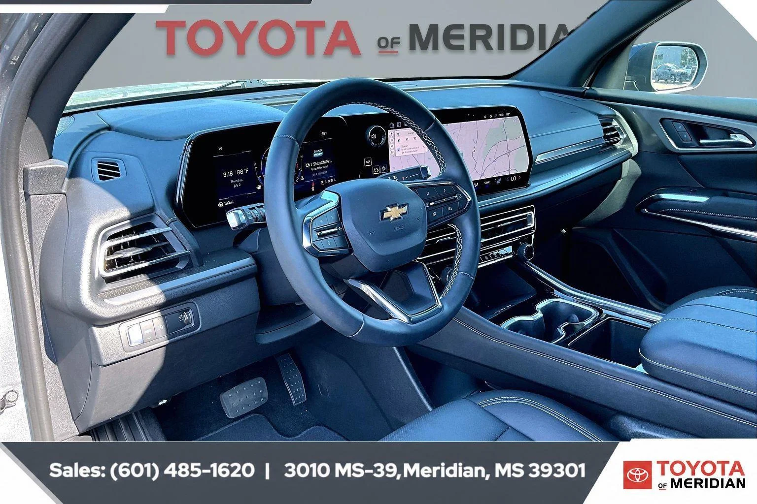 Used 2026 Sterling Gray Metallic Chevrolet FWD LT image 12