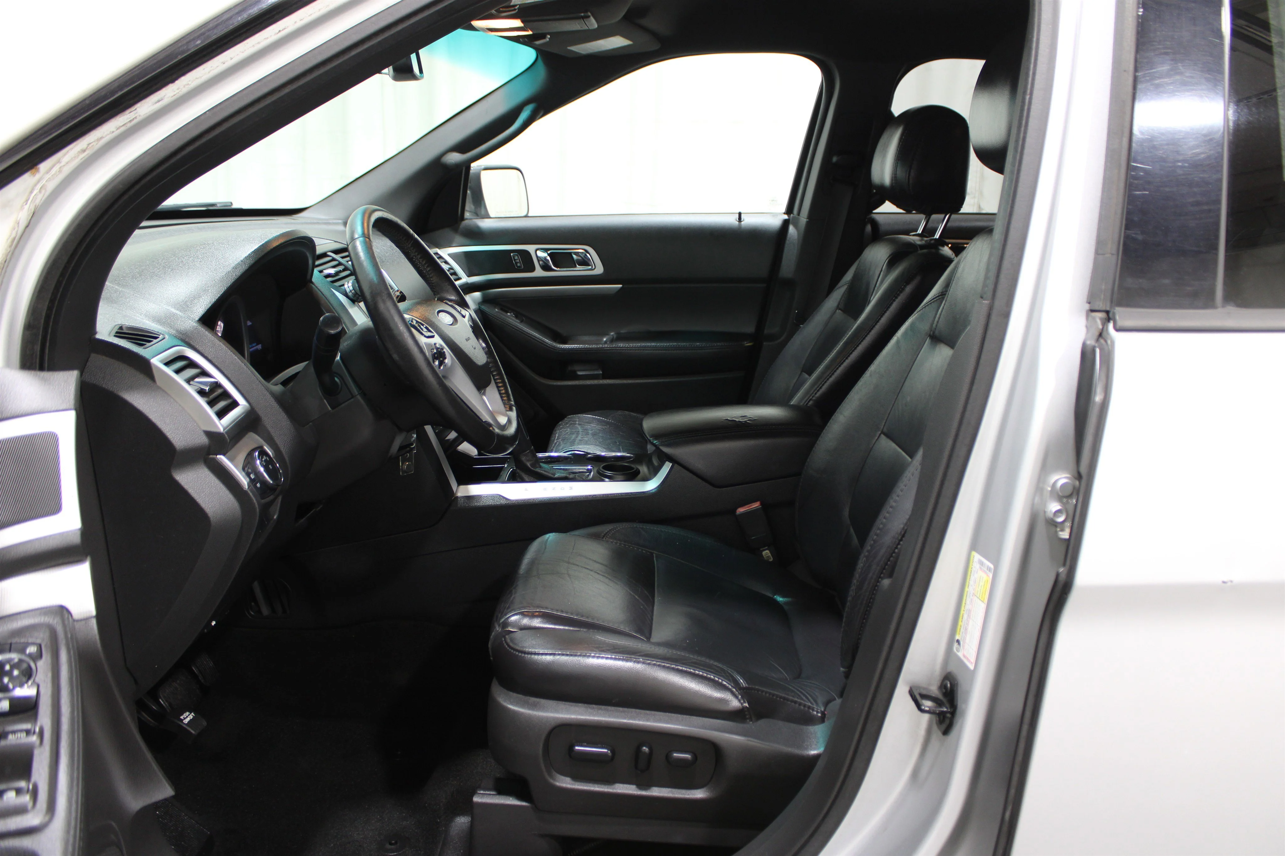 2013 Ford Explorer XLT - Photo 3