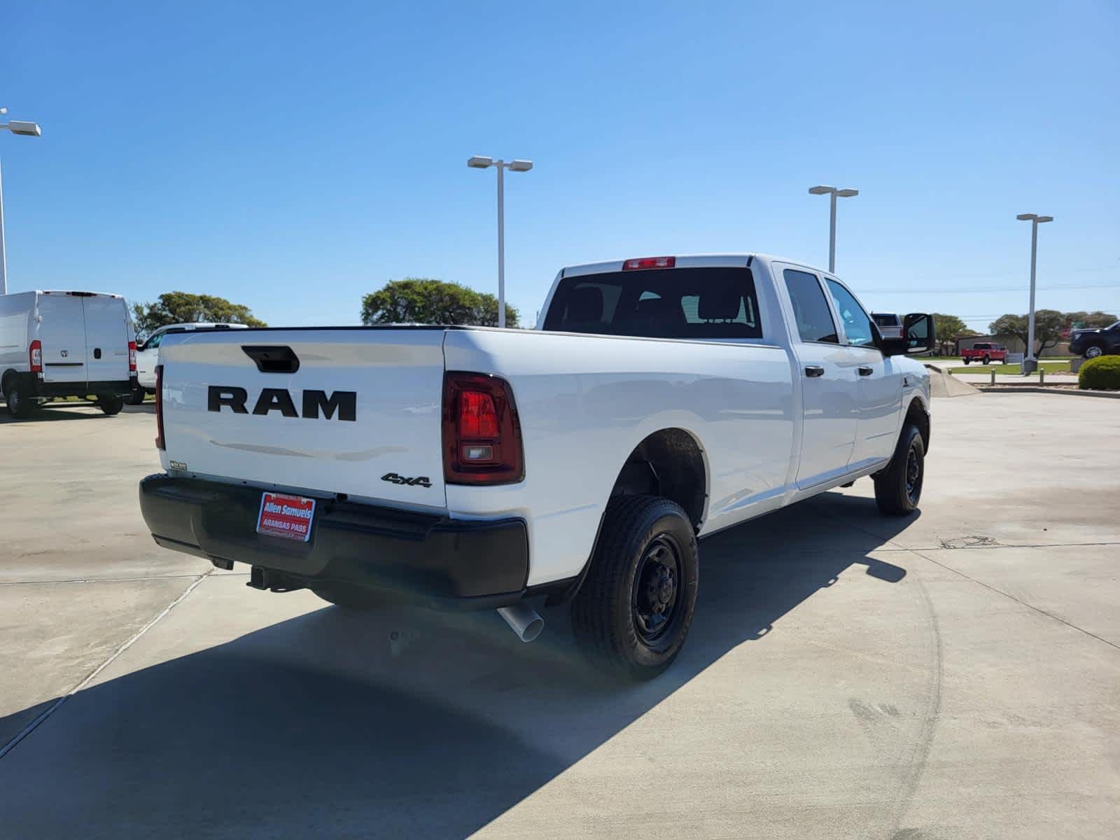 2025 RAM 2500 Tradesman - Photo 15
