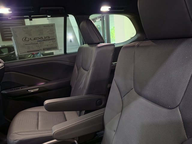 2026 Lexus TX 500h F-Sport Premium - Photo 17