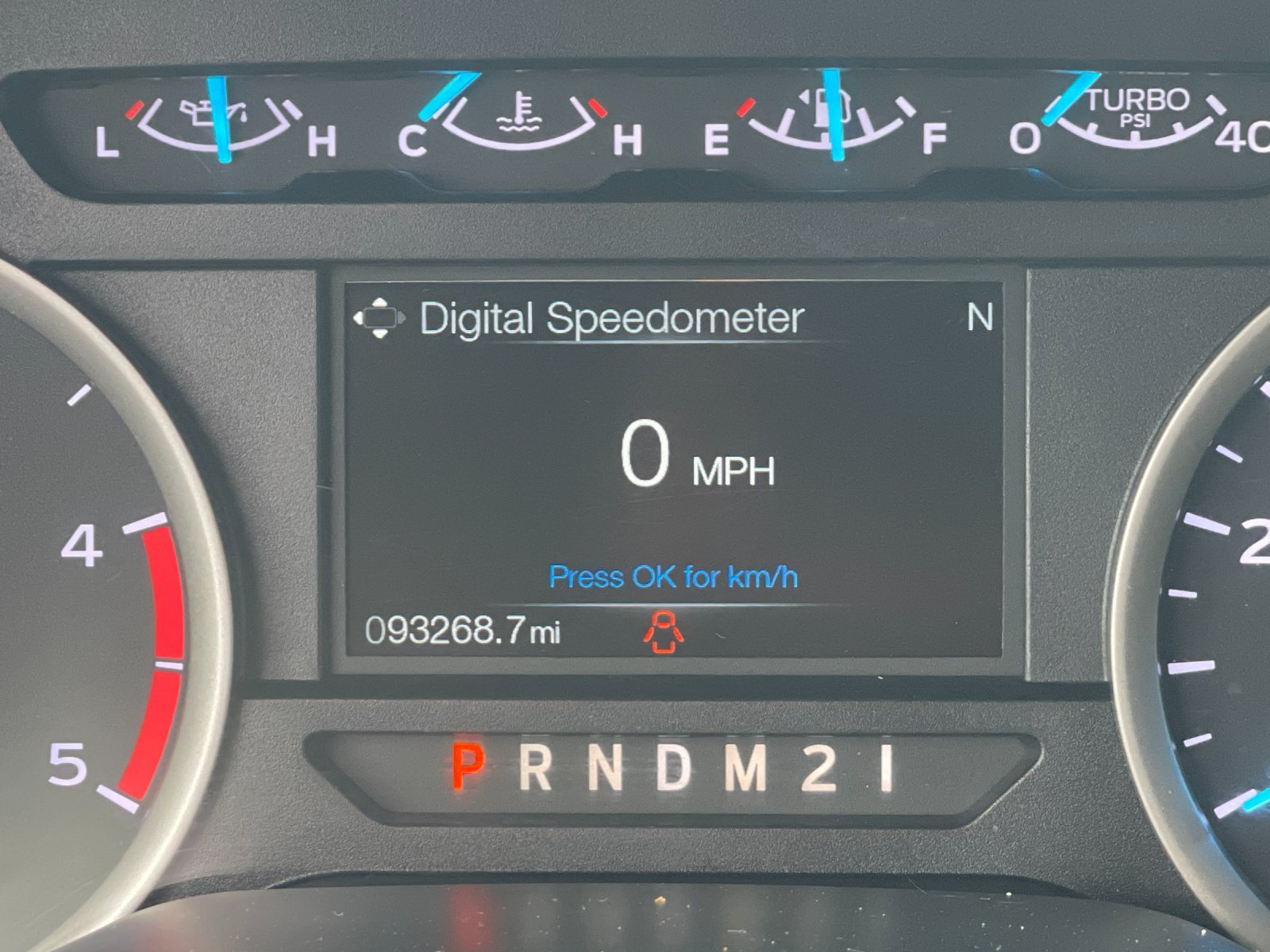 Used 2018 Magnetic Ford XLT image 27