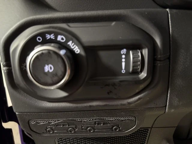 New 2026 Reign Exterior Paint Jeep Sahara image 18