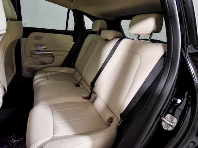 Certified Used 2025 Black Mercedes-Benz GLA 250 image 5