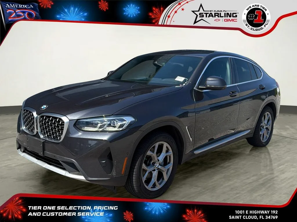 Used 2023  BMW xDrive30i image 1