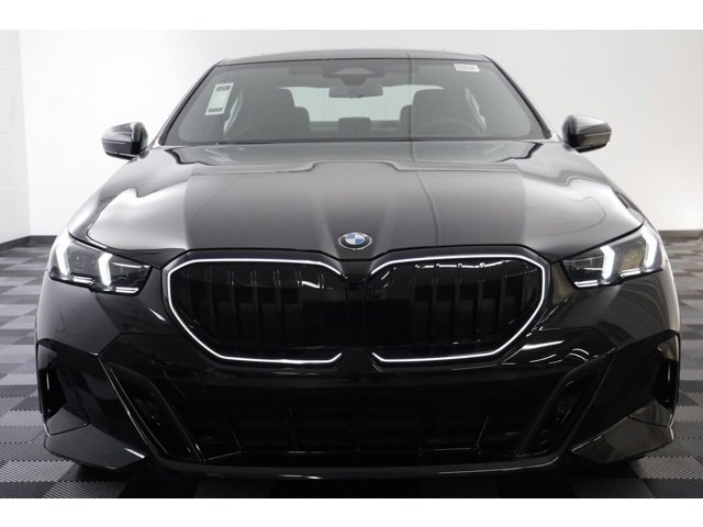 Certified Used 2026 Black Sapphire Metallic BMW 530i xDrive image 22
