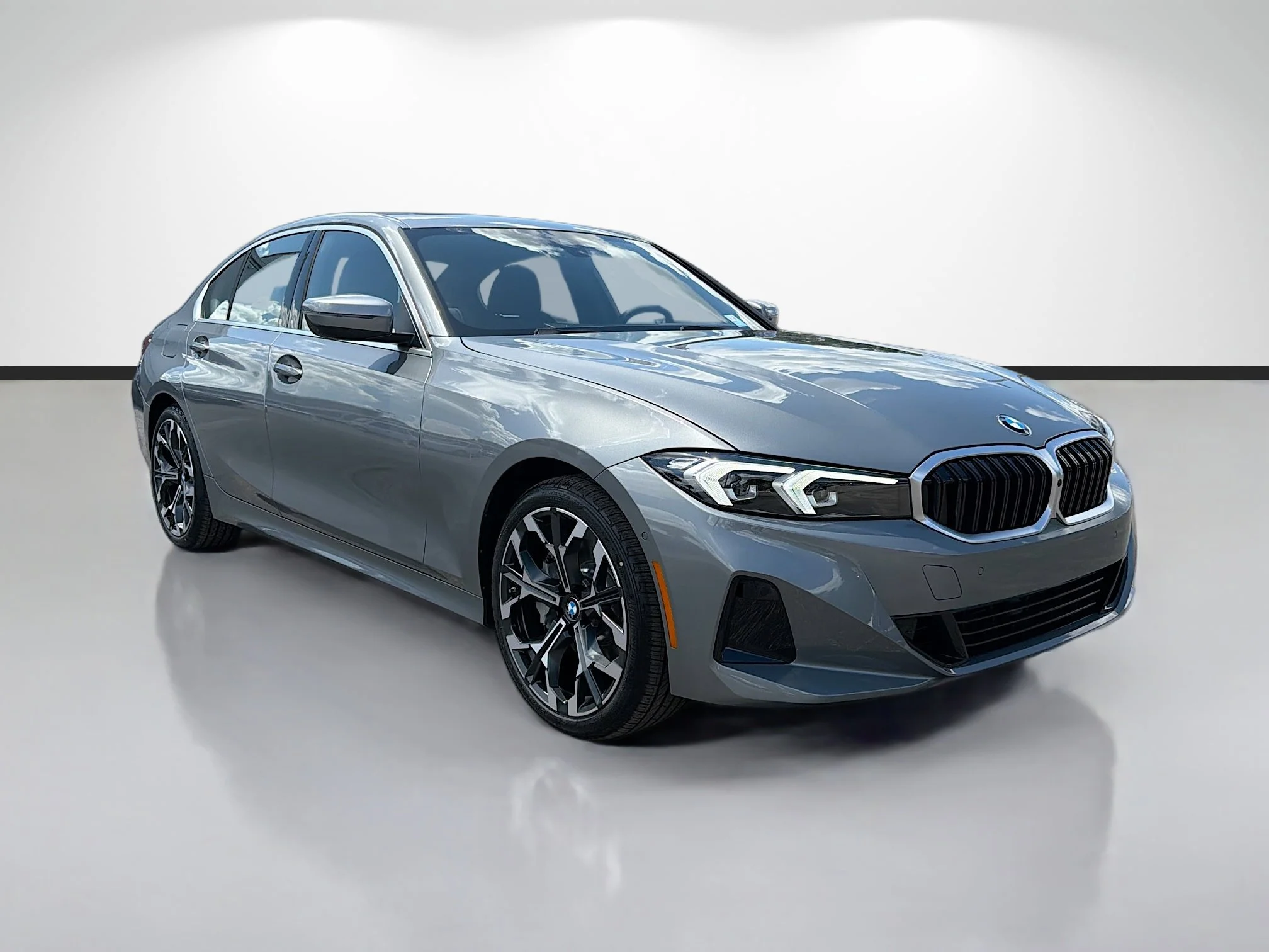2026 BMW 3 Series 330i Sedan's photo