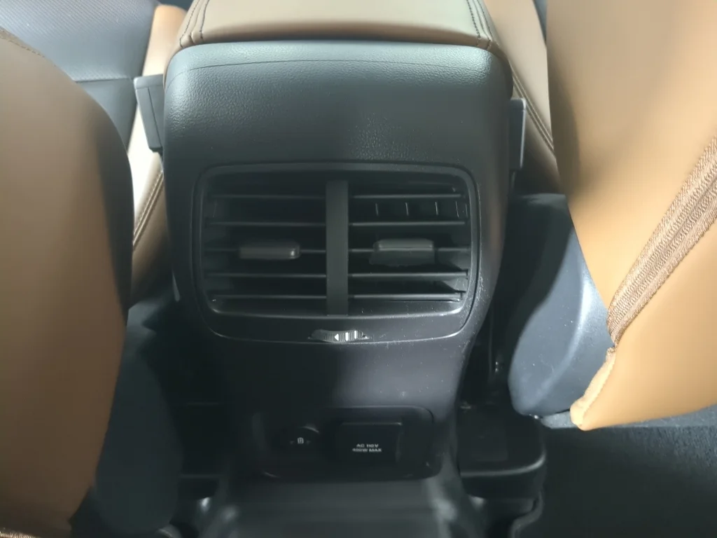 Used 2023 CACTUS GRAY Ford Badlands image 22
