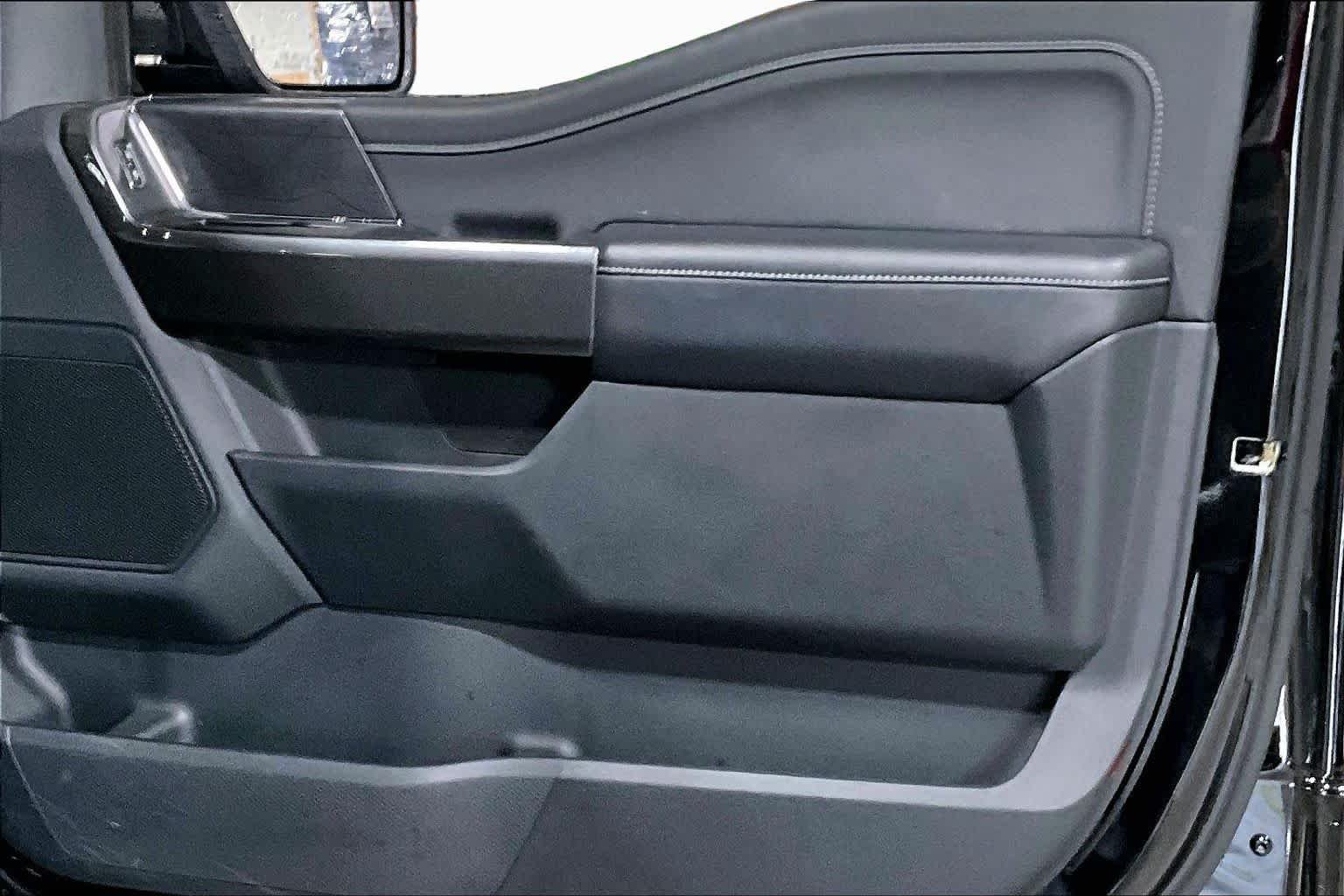 Used 2021 Agate Black Ford XLT image 22