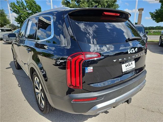 Used 2022 Black Copper KIA EX Front-Wheel Drive image 2
