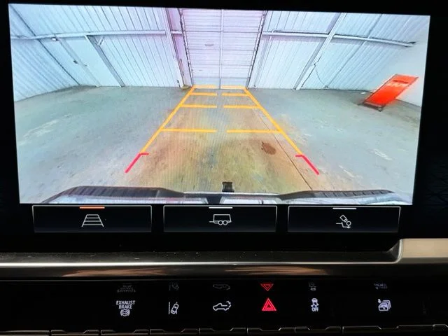 Used 2025 White GMC SLE image 14