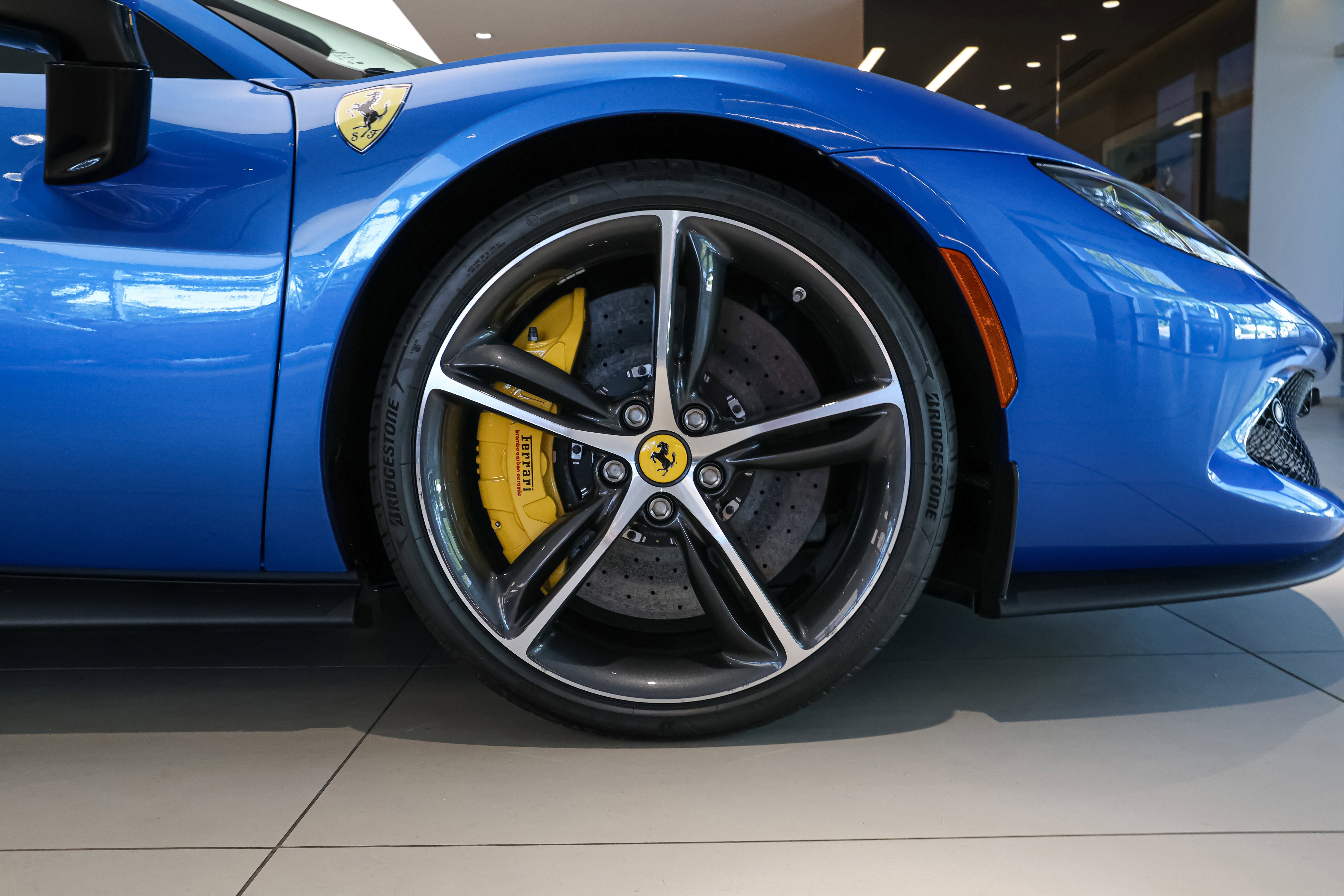 Used 2024 Blu Corsa Metallic Ferrari  image 11