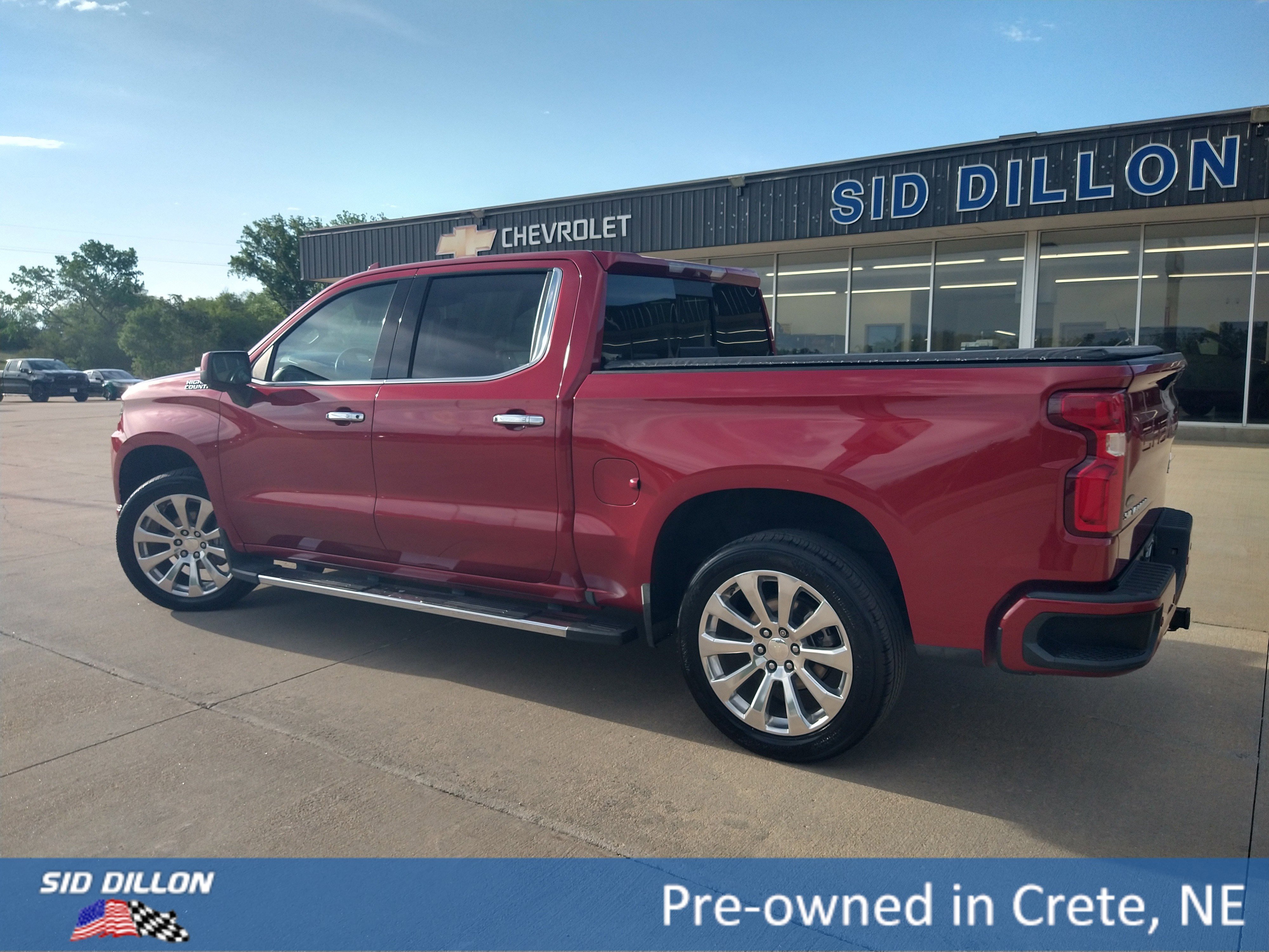 Used 2019 Cajun Red Tintcoat Chevrolet High Country image 18