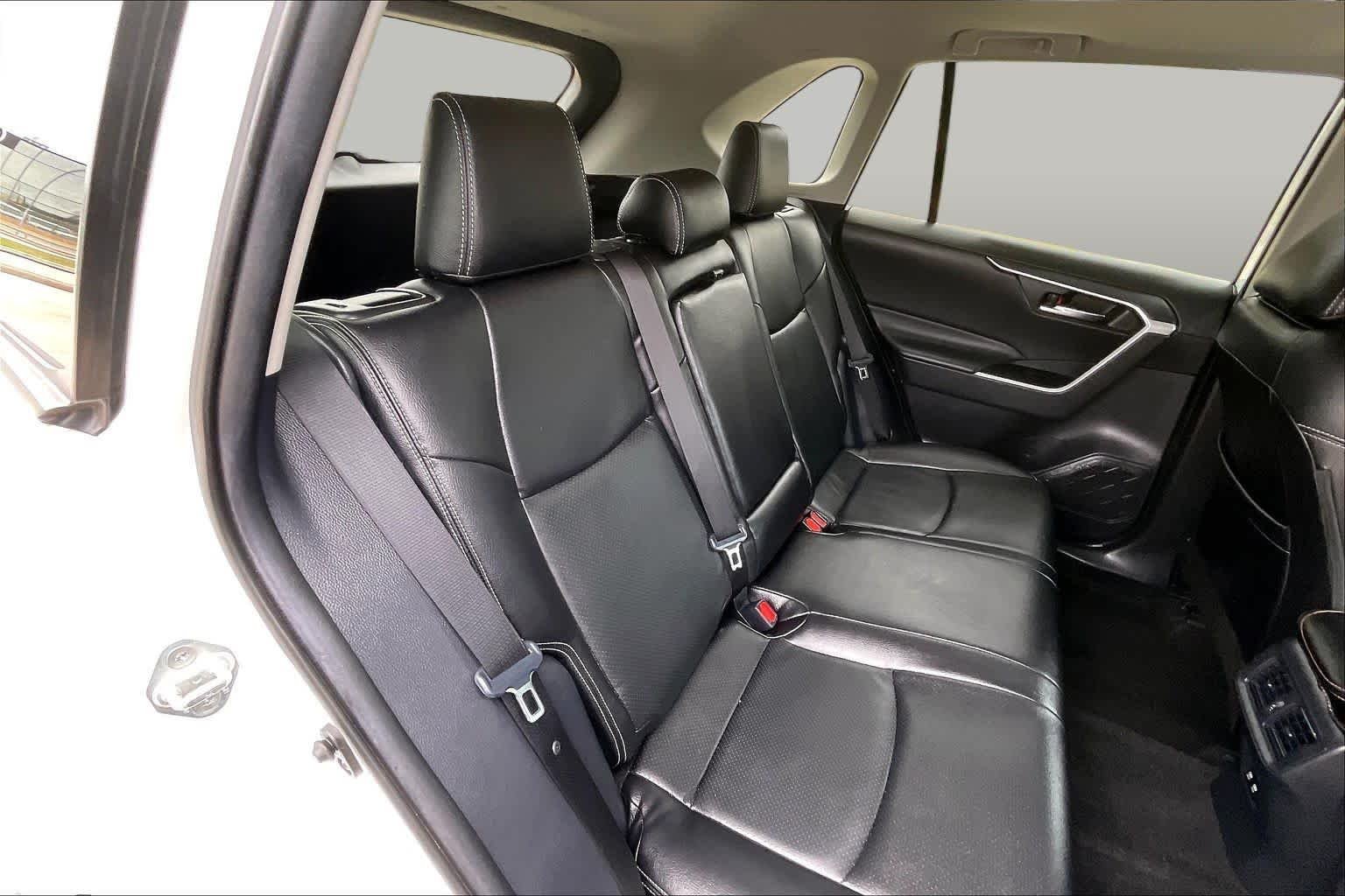 Used 2021 Super White Toyota XLE image 20