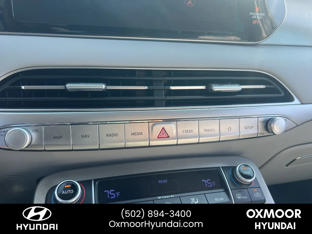 Used 2020 Hyper White Hyundai SEL image 10