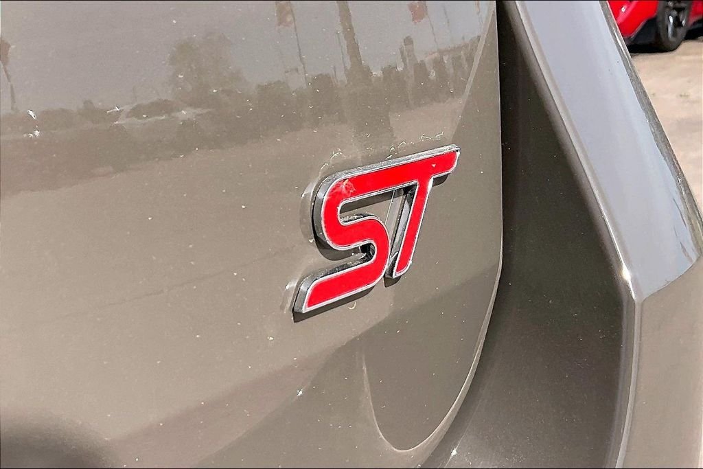 New 2026 Ford Explorer ST 4D Sport Utility