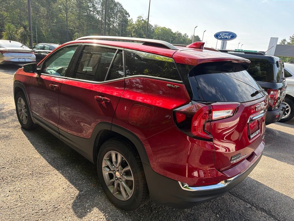 Used 2024 Red GMC SLT image 3