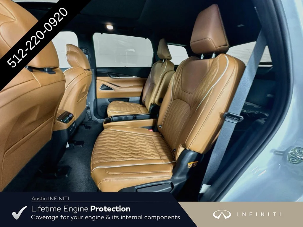 New 2027 White INFINITI Autograph image 31
