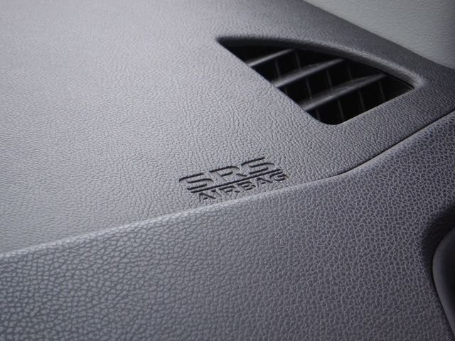 Used 2023  Mitsubishi  image 21