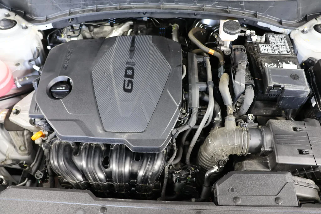 Used 2024 Silver Hyundai SEL image 23