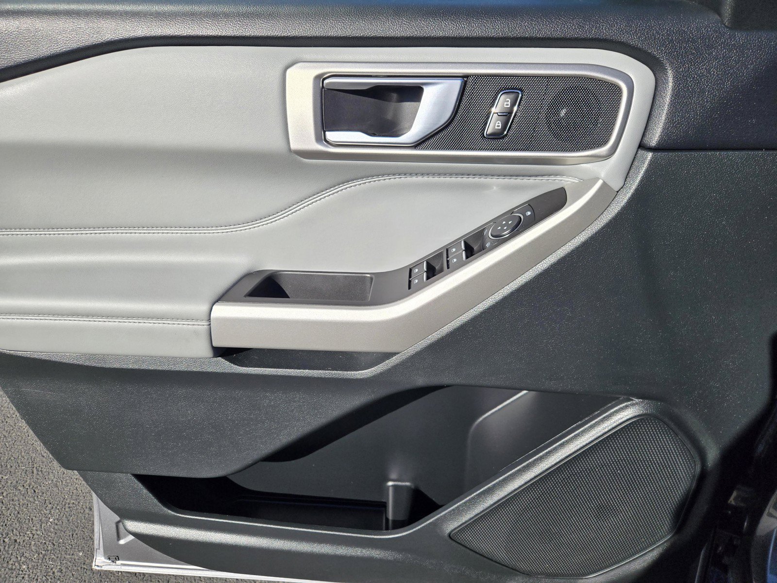 Certified Used 2024 Gray Ford XLT image 17