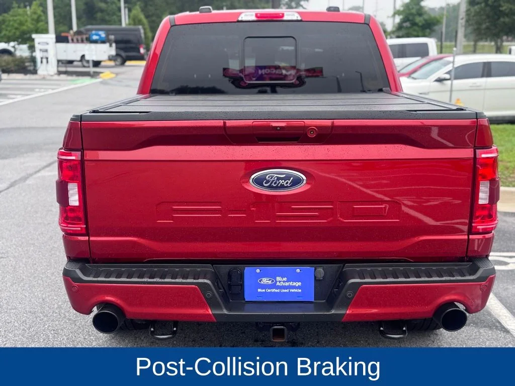 Used 2023 Hot Pepper Red Metallic Tinted Clearcoat Ford XLT image 6
