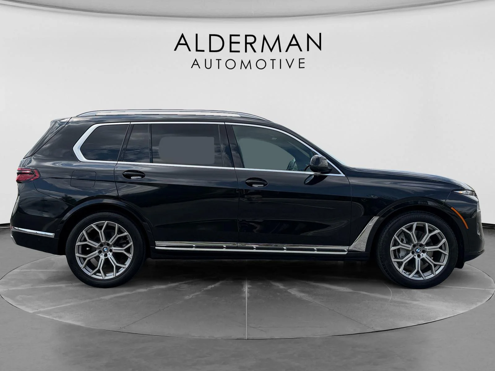 Used 2023 Black Sapphire Metallic BMW xDrive40i image 7