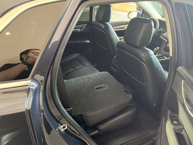 Used 2018 HARBOR BLUE METALLIC Cadillac Luxury FWD image 15