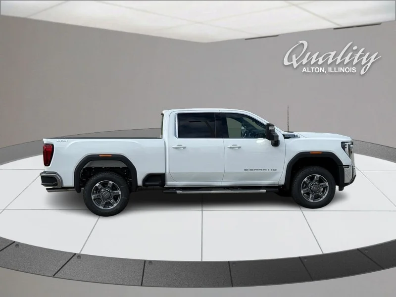 New 2026 Summit White GMC SLE image 3