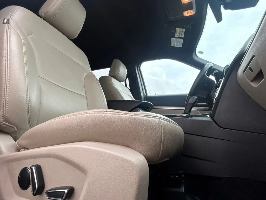 Used 2018 White Ford XLT image 27