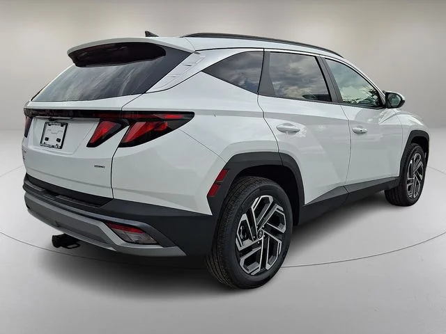 New 2026 White Hyundai SEL Plus image 7