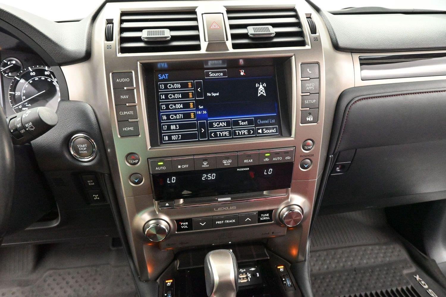 Used 2021 Starfire Pearl Lexus GX 460 Luxury image 26