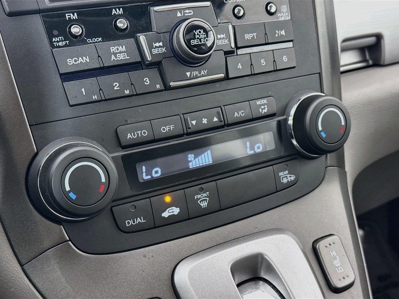 Used 2011 Glacier Blue Metallic Honda EX-L image 23