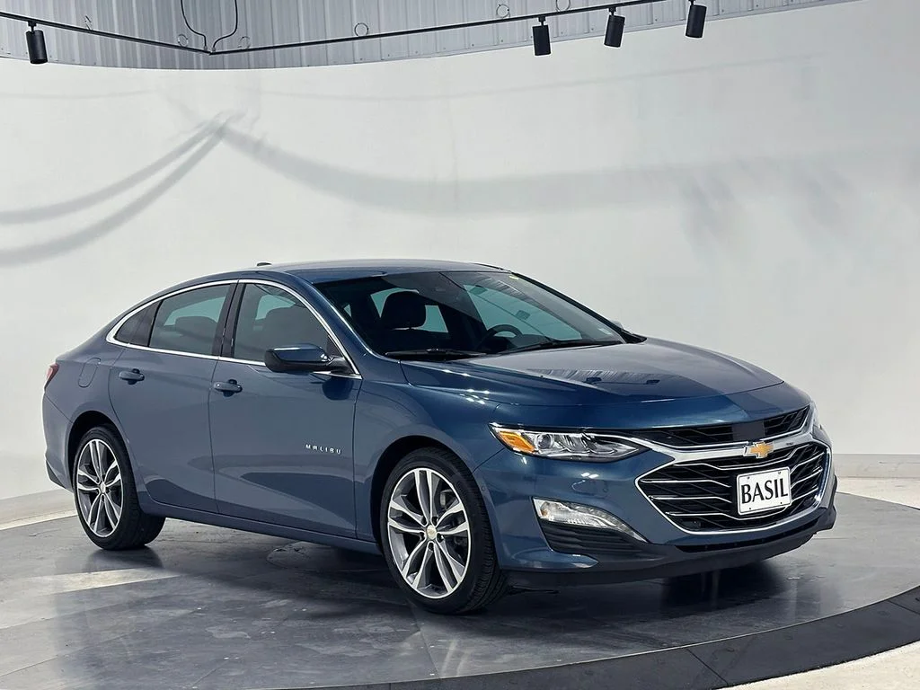 Used 2024 Blue Chevrolet LT image 41