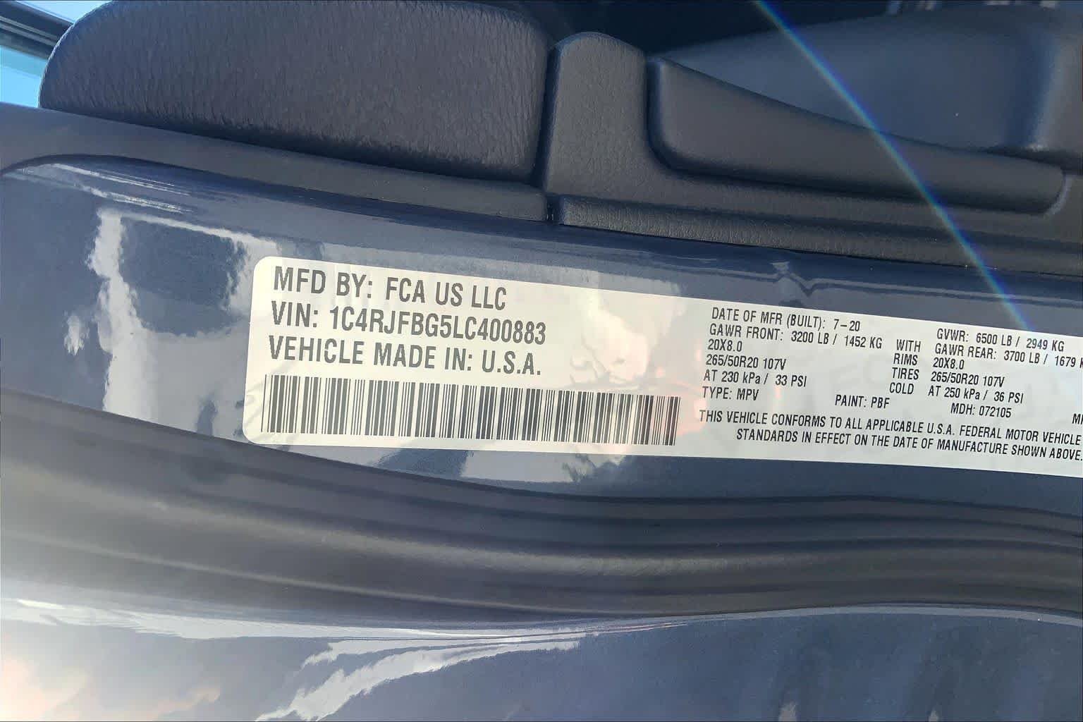 Used 2020 Slate Blue Pearlcoat Jeep Limited X image 32