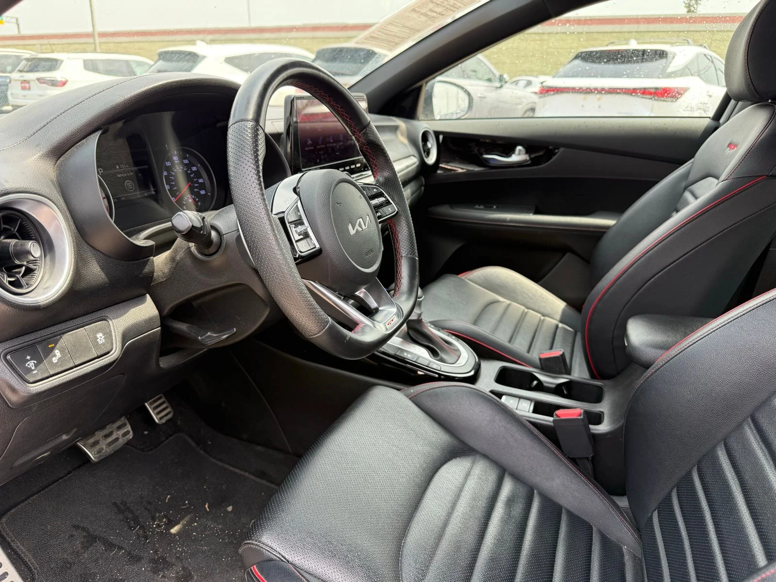 Used 2023 White Kia GT image 12