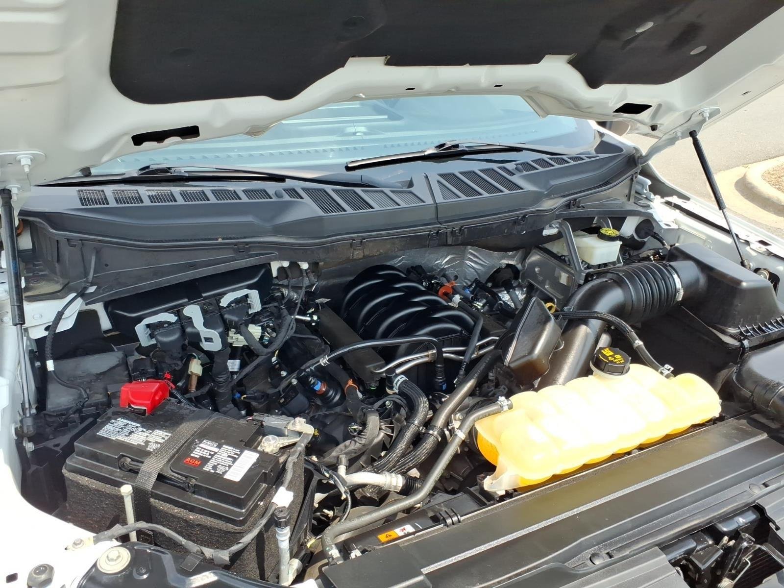 Used 2022 Oxford White Ford XLT image 29