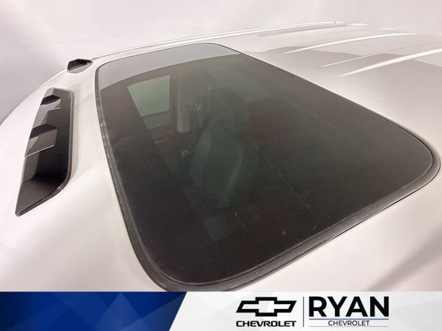 New 2026 Summit White Chevrolet LTZ image 23