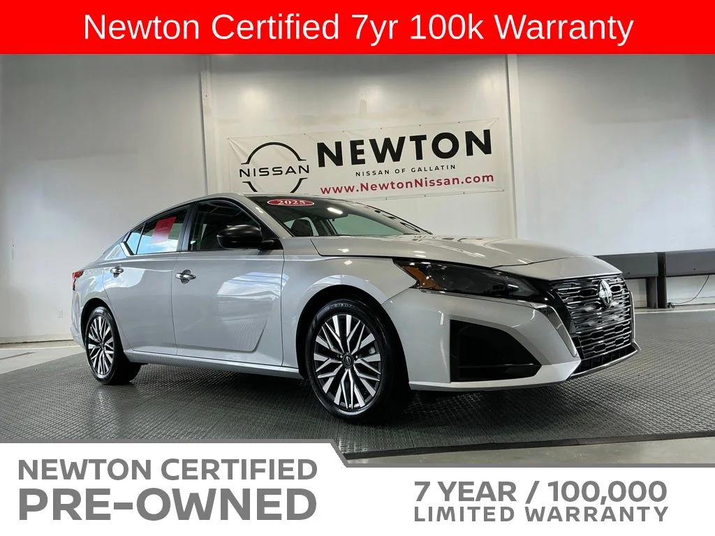 Certified Used 2025 Brilliant Silver Metallic Nissan 2.5 SV image 23