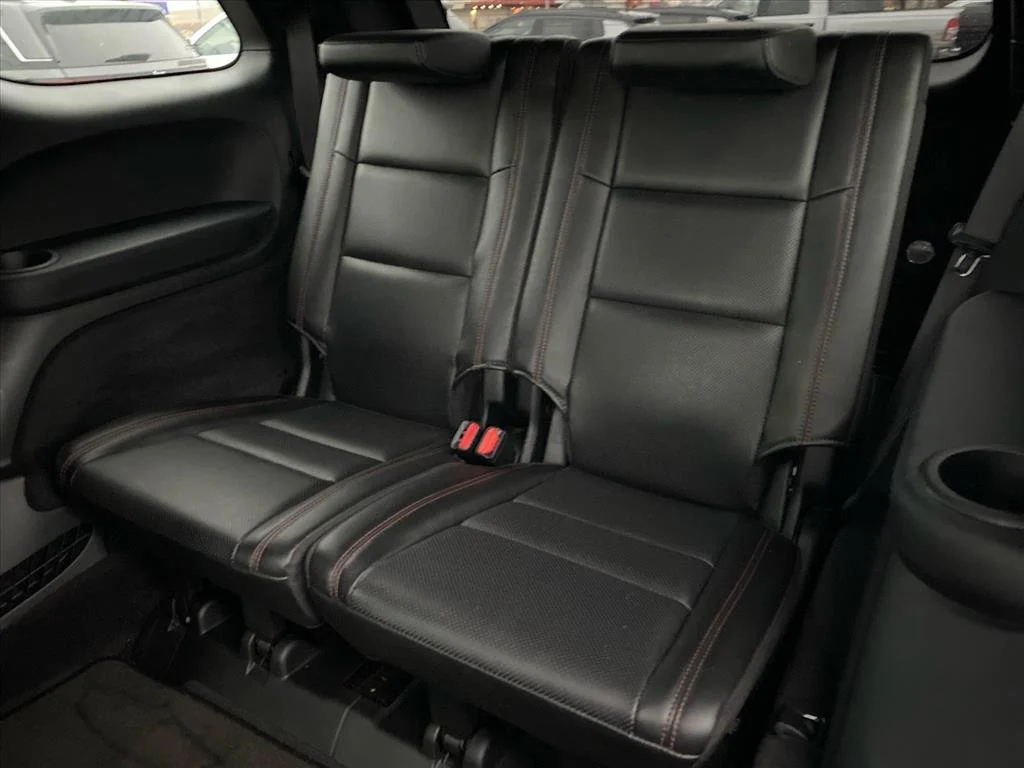 Used 2022 White Knuckle Clearcoat Dodge R/T image 25
